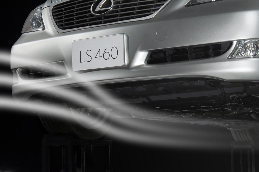  Lexus LS460 2006 года  (фото 89 из 200)